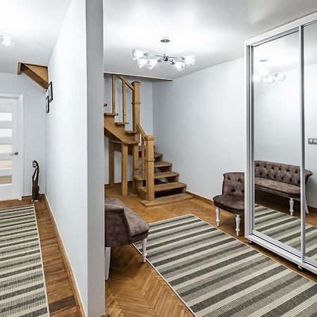 Romari Apartment Вірменська Lwów Zewnętrze zdjęcie