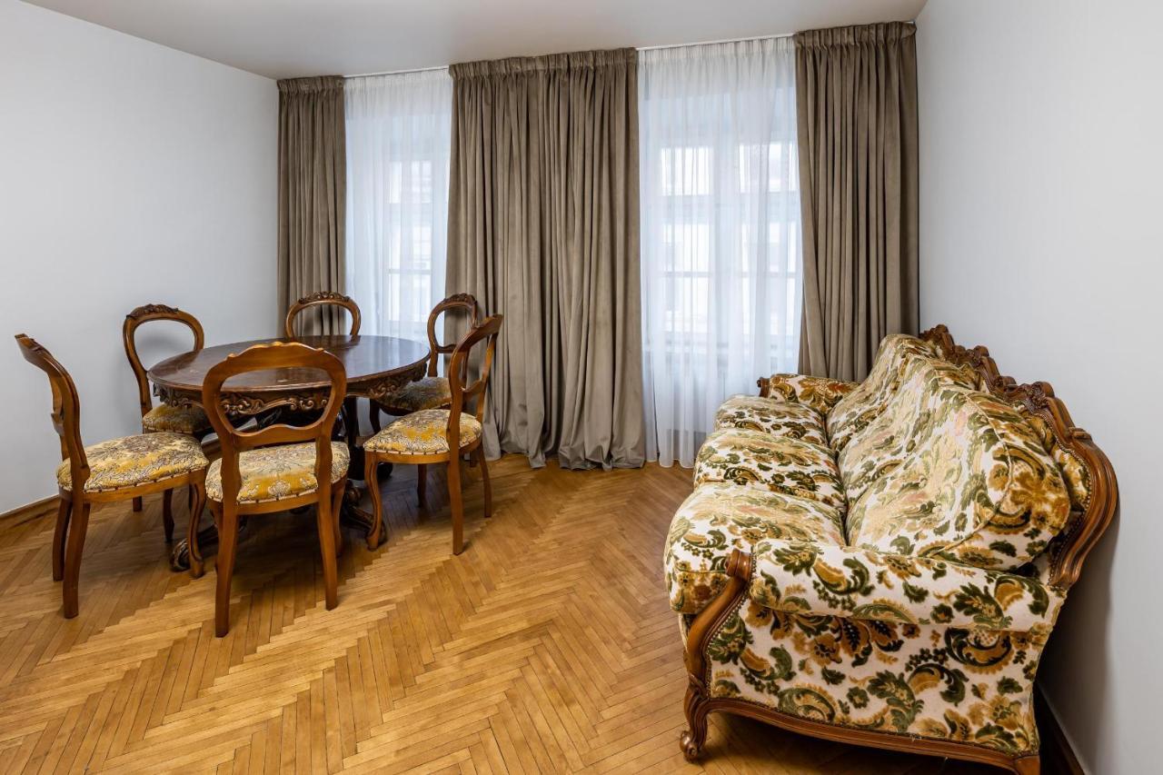 Romari Apartment Вірменська Lwów Zewnętrze zdjęcie