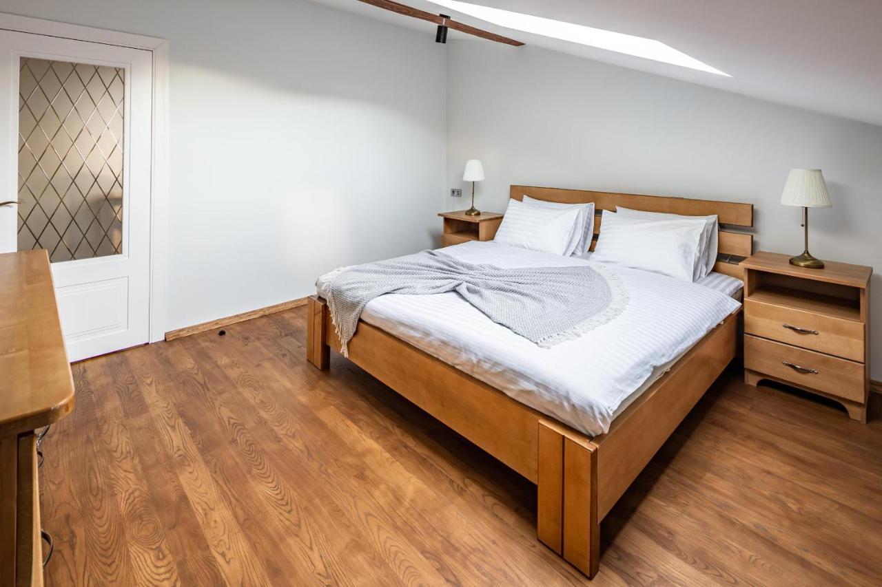 Romari Apartment Вірменська Lwów Zewnętrze zdjęcie