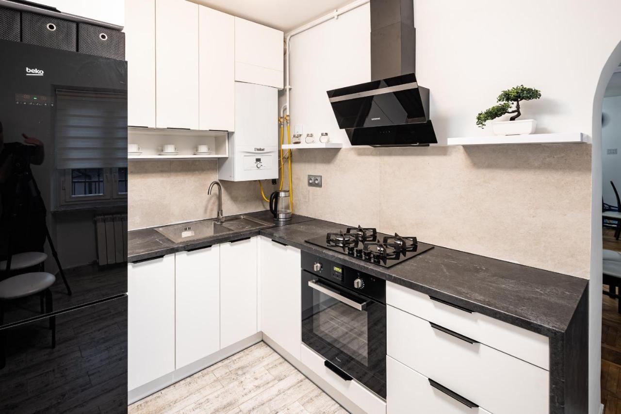 Romari Apartment Вірменська Lwów Zewnętrze zdjęcie
