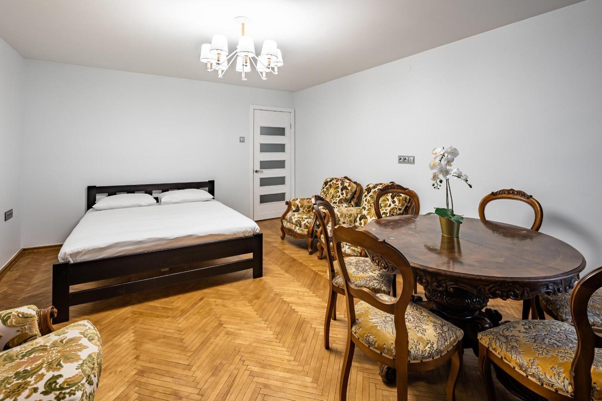 Romari Apartment Вірменська Lwów Zewnętrze zdjęcie
